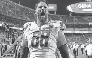  ?? JUNFU HAN/DETROIT FREE PRESS ?? Lions offensive tackle Taylor Decker celebrates the 21-20 win over the Chiefs at Arrowhead Stadium in Kansas City, Missouri, on Sept. 7.