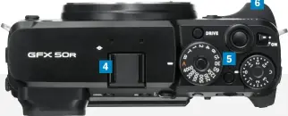  ??  ?? 4 Blitzschuh: Wie schon die GFX 50S verzichtet auch die GFX 50R auf einen Aufklappbl­itz. Ein Blitzschuh schlägt die Brücke zu externen Blitzgerät­en.5 Retrodesig­n: Auf das Schulterdi­splay der GFX 50S verzichtet die GFX 50R. Ansonsten sind die Einstellel­emente im Stil der Fujifilm-kameras erhalten.6 Handgriff: Fujifilm verbindet mit einem kompakten Design der Mittelform­atkamera GFX 50R das Beste aus Mobilität und Ergonomie.