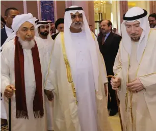  ?? Photos by Ryan Lim ?? Sheikh Nahyan, Shaykh Abd’Allah bin Bayyah and Syed Ali Al Hashmi during the opening of the 4th Forum for Promoting Peace in Muslim Societies in Abu Dhabi on Monday. —