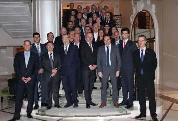  ??  ?? Shahriar Maleki ( en bas à droite sur cette photo de groupe de la délégation du MEB) a utilisé son réseau de contacts à Bakou pour faciliter la vie des dirigeants monégasque­s.