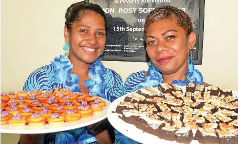 Solo Mum Graduates, Dreams of Bright Future for Daughter - PressReader