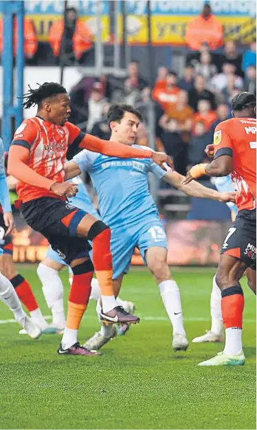  ?? ?? Gabriel Osho scores Luton Town's irst goal against Sunderland during the Sky Bet Championsh­ip play-off semi