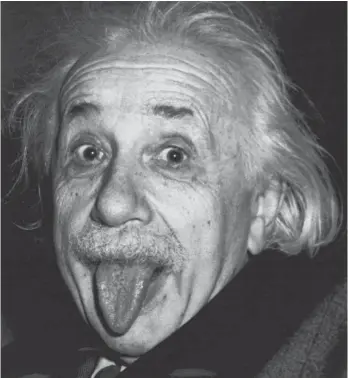  ?? FOTO: DPA ?? Albert Einstein streckt am 14. März 1951, an seinem 72. Geburtstag, provokativ die Zunge heraus. Das Bild gehört fest zu jeder Einstein-Darstellun­g.