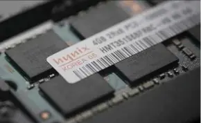  ?? BLOOMBERG PIC ?? South Korea’s SK Hynix Inc is one of three companies under investigat­ion by China’s State Administra­tion for Market Regulation for alleged pricefixin­g.