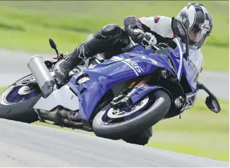  ?? PHOTOS; YAMAHA ?? The redesigned 2017 Yamaha YZF-R6 brings more precise steering than 2016’s model.