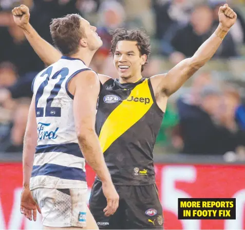  ?? Picture: MICHAEL KLEIN ?? BENCHMARK: Richmond's Daniel Rioli celebrates a goal late yesterday, much to the disappoint­ment of Mitch Duncan.