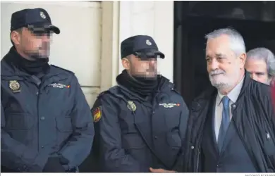  ?? ANTONIO PIZARRO ?? El ex presidente de la Junta José Antonio Griñán, durante el juicio de los ERE.