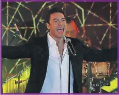  ??  ?? Carlos Rivera ofreció un concierto acústico en Ciudad de México, como parte del Grammy Latino