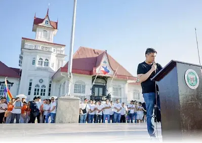 Love’s colors in historic Kawit - PressReader