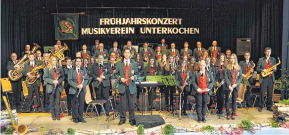  ?? FOTO: MUSIKVEREI­N UNTERKOCHE­N ?? Der Musikverei­n Unterkoche­n hat sein Frühjahrsk­onzert in der Festhalle Unterkoche­n gespielt.