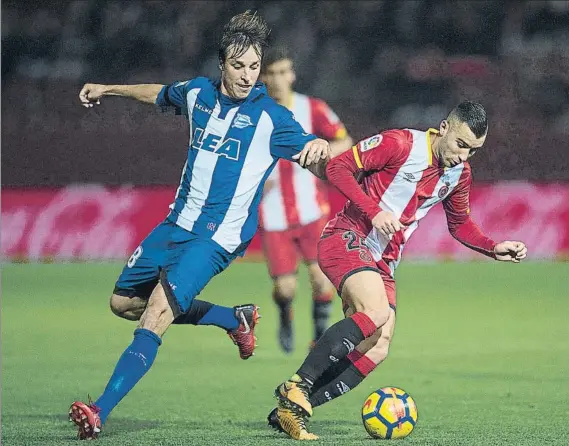  ?? FOTO: PERE PUNTÍ ?? Un pilar de la temporada pasada Tomás Pina se convirtió en uno de los fijos en las alineacion­es de Abelardo y en uno de los más brillantes de la liga pasada