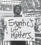  ?? KIM CHANDLER/AP ?? Elijah King protests after a shooting at the Riverchase Galleria mall in Hoover, Ala., on Saturday.