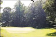  ?? Russ Glasson / Contribute­d photo ?? The fourth hole at Oronoque Country Club in Stratford. Oronoque CC will host a Connecticu­t Amateur qualifier on June 2.