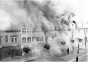  ?? THE SMITH LIBRARY OF REGIONAL HISTORY ?? The Masonic Building fire in August 1971 saw destructio­n of one of the Uptown’s interestin­g buildings. The fire turned fatal when a wall fell during the afternoon, killing a Hamilton fire official.