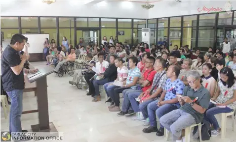  ??  ?? DIFFERENTL­Y-ABLED. The City Government of Tarlac recognizes 95 differentl­y-abled pupils for finishing Grades 1 and 2. They are beneficiar­ies of the Early Interventi­on and Rehabilita­tion Learning Center.---Photo courtesy of Tarlac City Informatio­n Office