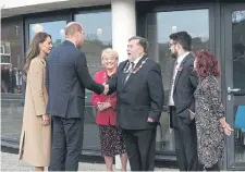  ?? ?? The mayor greets the royal couple. Photo: Richard Ponter 225020c