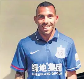  ??  ?? Carlos Tevez. Había regresado a Boca “para quedarse”, pero los millones chinos le hicieron rever su decisión. Ahora, embolsará un cifra sideral.