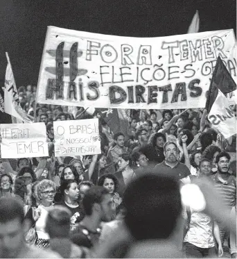  ?? REUTERS ?? Miles de manifestan­tes salieron a las calles en Brasil para pedir la salida de Michel Temer.