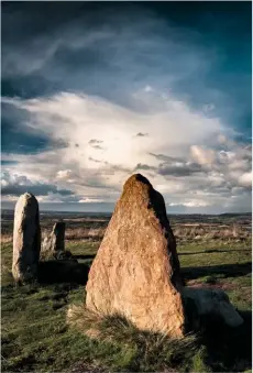  ??  ?? ▲ LORDS A-LEAPING
At Lordstones, you’ll pass the original Lords’ Stone, an ancient burial menhir turned ancestral estate marker.