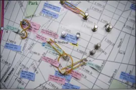  ?? ?? Students with the Bronx Documentar­y Center made this map of smoke shops and their proximity to schools in the Bronx.