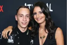  ?? JONATHAN LEIBSON/NETFLIX ?? Show creator Robia Rashid, right, seen with Gilchrist, is not on the autism spectrum herself and is coy about her connection to the disorder.