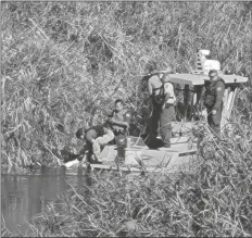  ?? PHOtO BY JamES GilBErt/SUN STAFF WRITER ?? U.S. BORDER PATROL DEPUTY CHIEF Matthew Hudak recently recognized the Yuma Sector’s Border, Search, Trauma and Rescue (BORSTAR) and riverine teams for their recent rescue of a female migrant in the Colorado River earlier this month.