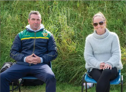  ??  ?? Rathnew supporters Mark Snell and Linda O’Connor at the Wicklow Advertiser Shield game between Rathnew and Carnew.