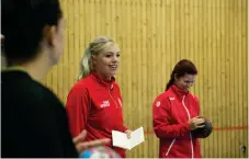  ??  ?? Förra året var Andrea Radic (till höger) tränare, men i år är det Linnea Barkman (till vänster) och Emma Kecevic (ej i bild) som kommer att leda laget.