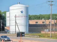  ?? MATT DAYHOFF/JOURNAL STAR ?? The Illinois American Water facility at 100 E. Lorentz Avenue in Peoria.