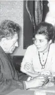  ?? Foto: © Sammlung Jacques Polge ?? Giacometti und Caroline in einer Pariser Bar.