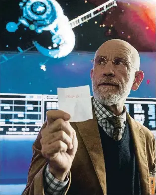  ?? AARON EPSTEIN/NETFLIX ?? John Malkovich a Space force, sèrie de Netflix