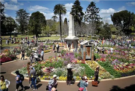  ?? Photo: Bev Lacey ?? DRAWCARD: The Carnival of Flowers is one of our region’s many attraction­s for tourists.