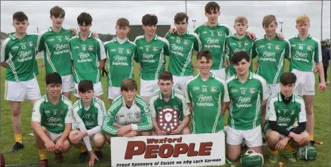  ??  ?? The shield-winning Naomh Eanna Minors.