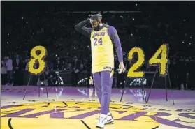  ?? FOTO: AP ?? LeBron James casi rompe a llorar antes de tomar la palabra en el homenaje a Kobe