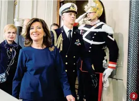  ??  ?? 2 Il 18 aprile il Colle affida un mandato esplorativ­o alla presidente del Senato Alberti Casellati: nessun esito.