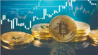  ??  ?? A mediados del año pasado el Bitcoin llegó a cotizar en 20 mil dólares, pero ya bajó a 7 mil 500.