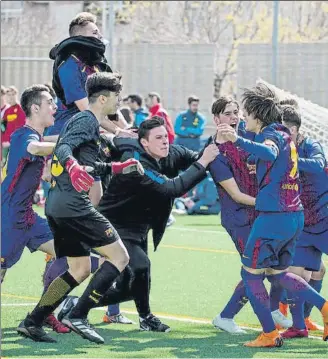  ?? FOTO: GERARD FRANCO ?? Los jugadores del FC Barcelona celebran su triunfo en los penaltis ante el Shakhtar