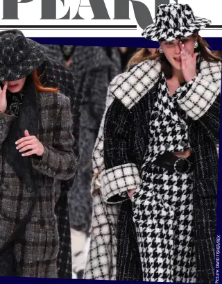  ?? Picture: ?? Mourning muse: Cara Delevingne and models at the Paris show
