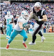  ?? MICHAEL DWYER/AP ?? An undrafted rookie from Southern Illinois, Chase Allen, left, had 40 tackles and two forced fumbles this season.