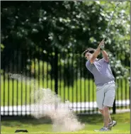  ?? Arkansas Democrat-Gazette/THOMAS METTHE ?? Little Rock’s Miles Smith defeated Cabot’s Connor Gaunt 4 and 3 on Thursday to claim Arkansas State Golf Associatio­n Junior Boys Match-Play Championsh­ip at Eagle Hill Golf and Athletic Club in Little Rock.