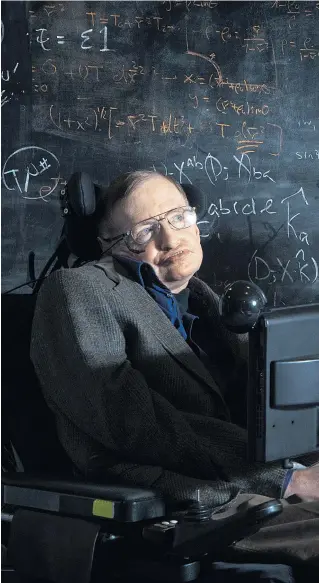  ??  ?? Stephen Hawking (im Bild im Jahr 2012) war bis zuletzt Direktor am Zentrum für Angewandte Mathematik und Theoretisc­he Physik der Cambridge University.