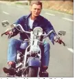  ??  ?? Harley-Davidson Softail-Springer de , appartenan­t à Johnny Hallyday, qui a illustrée la pochette de la chanson « Possible en moto » (). Mise a prix . euros