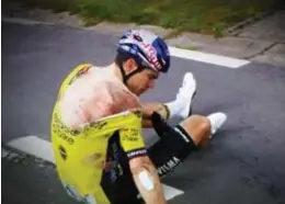  ?? © vrt ?? Wout van Aert, na zijn zware crash.