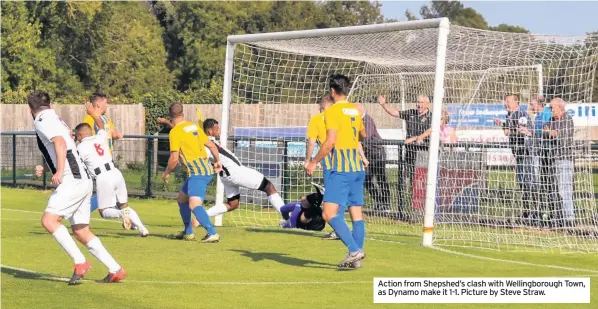  ??  ?? Action from Shepshed’s clash with Wellingbor­ough Town, as Dynamo make it 1-1. Picture by Steve Straw.