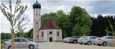  ?? Archivfoto: Karl Stöckner ?? Der Pendlerpar­kplatz an der Kapelle St. Salvator.