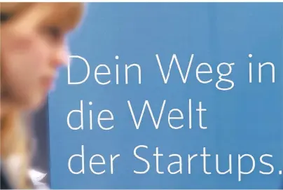  ?? FOTO: DPA ?? Das eigene Start-up auf die Beine bringen: Für viele ist das ein Grund, den Weg in die Selbststän­digkeit zu wagen.