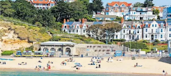  ?? GETTY IMAGES ?? Playa en la ciudad turística de Bournemout­h, en el condado de Dorset, Inglaterra.