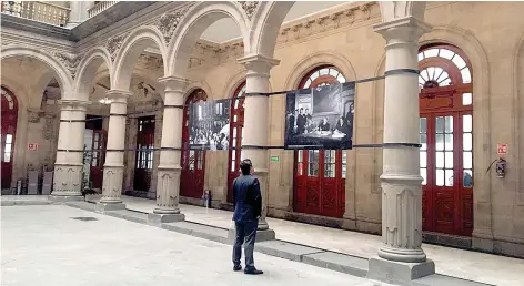  ??  ?? El Ayuntamien­to será abierto al público, como hizo el presidente Andrés Manuel López Obrador con Los Pinos, y en ello se ultiman algunos detalles.