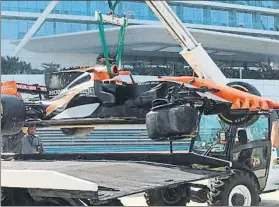  ?? FOTO: TWITTER ?? Fernando Alonso estrelló su coche contra el muro de la curva 19 del Yas Marina