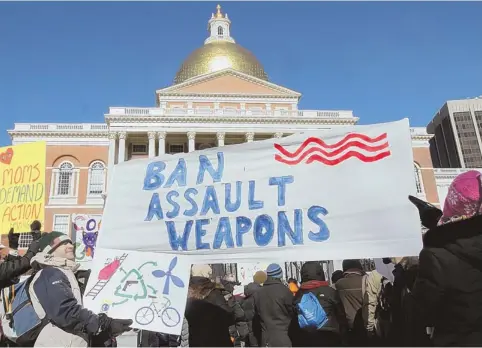  ?? HERALD PHOTOS BY CHITOSE SUZUKI ?? ‘WE’VE HAD ENOUGH’: About 200 women and families rally at the State House yesterday to protest gun violence.